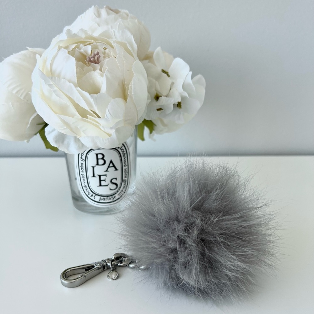 🤍 Michael Kors Grey Bag Charm 🤍